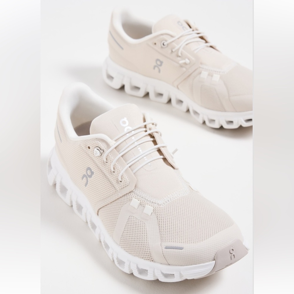 Cloud 6 Shoes - Women
Color: Pearl/White size 7  gently used - Picture 5 of 16